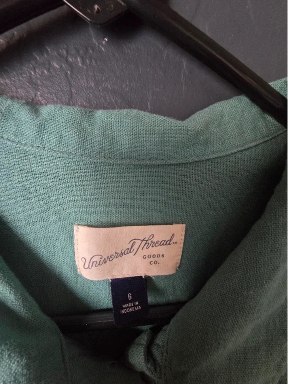 Universal Thread green jumpsui - Picture 3 of 3